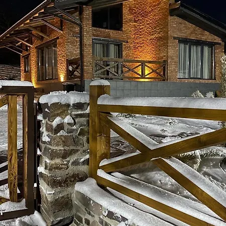 Brickwood Villa Verkhniy Koropets Exterior photo
