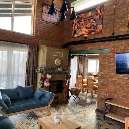 Brickwood Villa Verkhniy Koropets Exterior photo